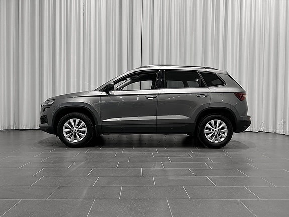 Skoda Karoq 2 of 5