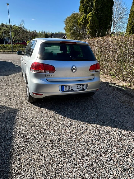 Volkswagen Golf VI 2 of 5