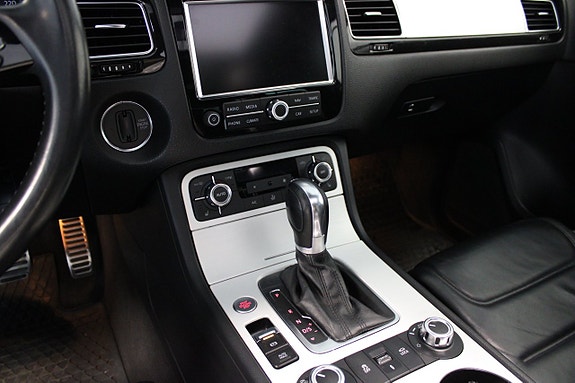 Volkswagen Touareg 17 of 22