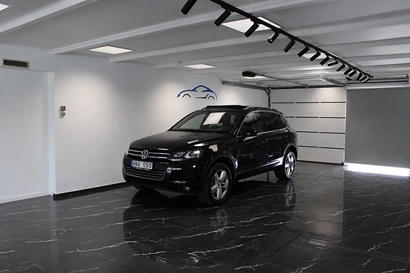 Volkswagen Touareg 2 of 22