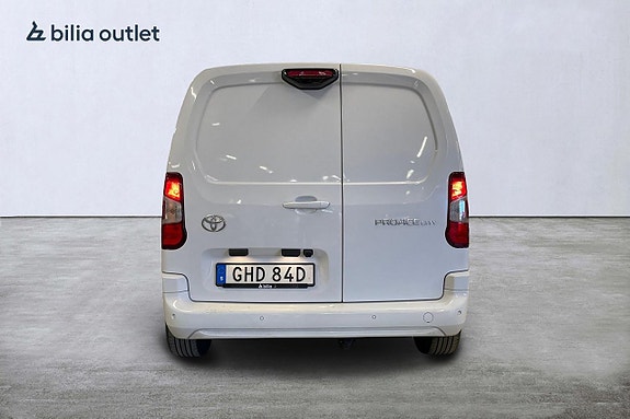 Toyota Proace City 7 of 23