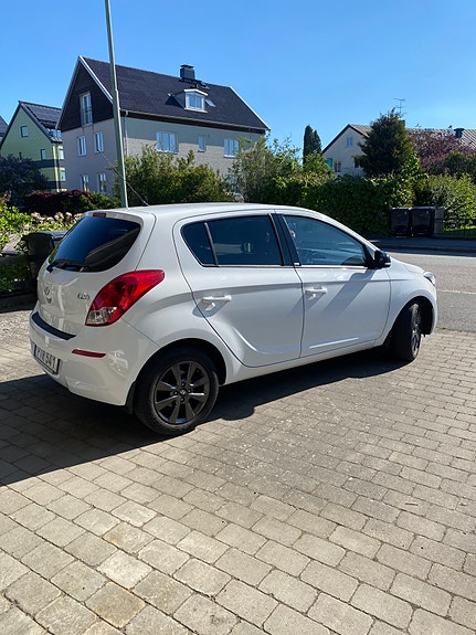 Hyundai i20 3 of 5