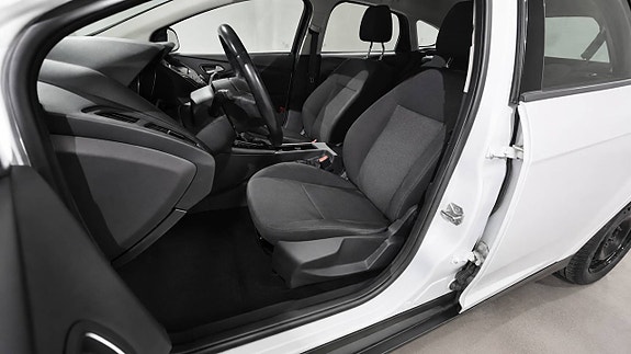 Ford Focus 7 of 11