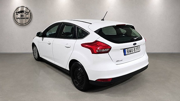 Ford Focus 3 of 11