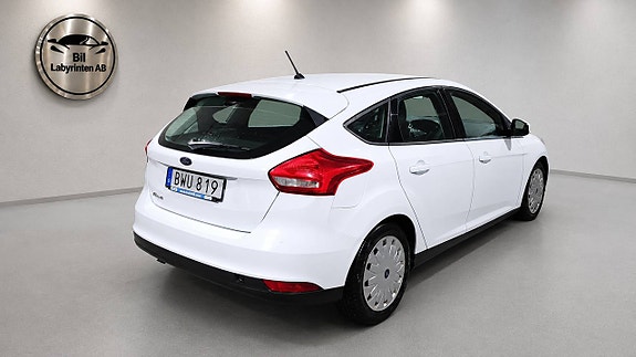 Ford Focus 4 of 11