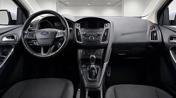 Ford Focus 5 of 11