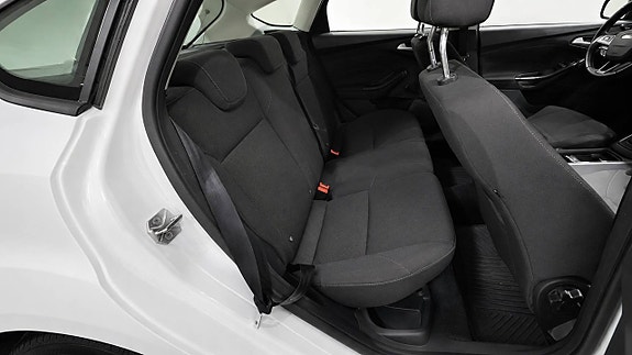 Ford Focus 8 of 11