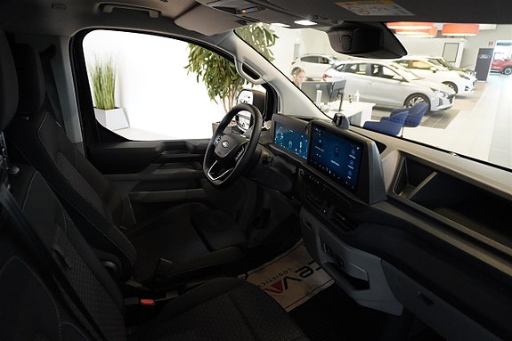 Ford Transit Custom 18 of 18