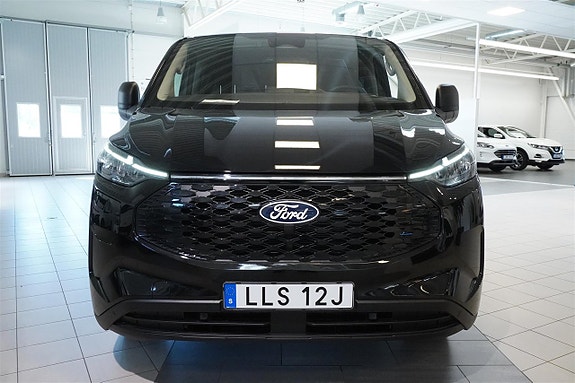 Ford Transit Custom 11 of 18