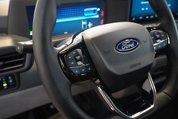 Ford Transit Custom 14 of 18
