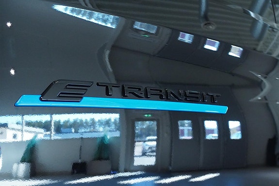 Ford Transit Custom 6 of 18