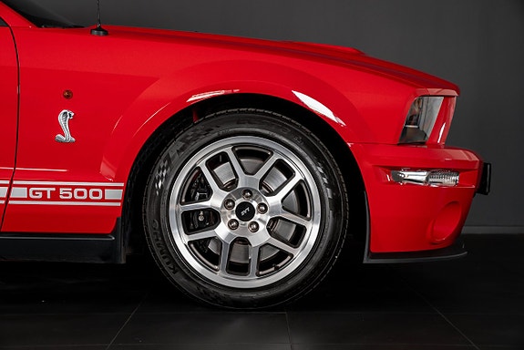 Ford Mustang 5 of 5