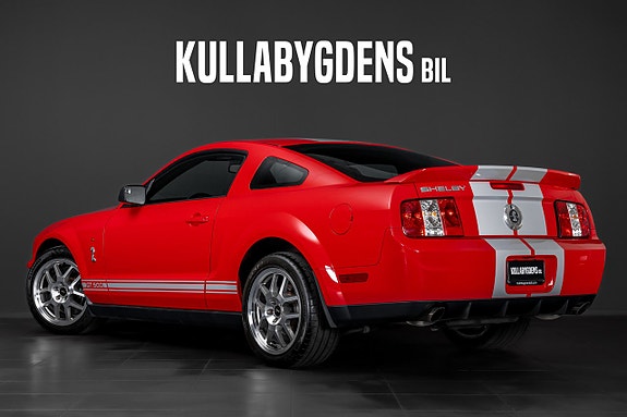 Ford Mustang 7 of 24