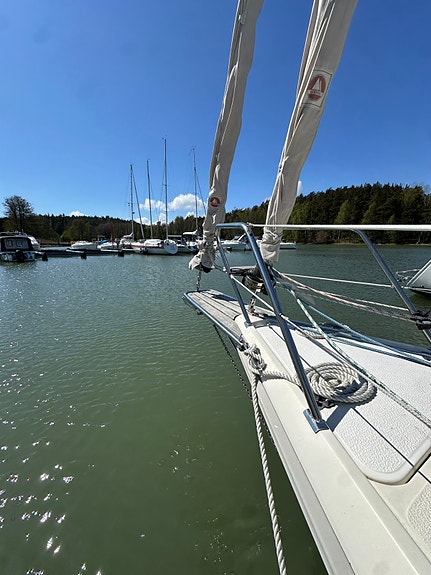 Maxi Fenix Dinette i höstpris – mycket välutrustad & segelklar 16 of 26