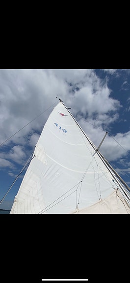 Maxi Fenix Dinette i höstpris – mycket välutrustad & segelklar 25 of 26
