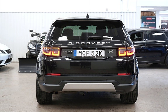 Land Rover Discovery Sport 4 of 5