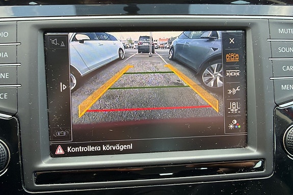 Volkswagen Passat Alltrack 7 of 7