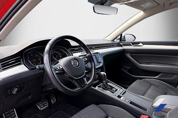 Volkswagen Passat Alltrack 4 of 5