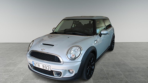 MINI Clubman Cooper S 2 of 12