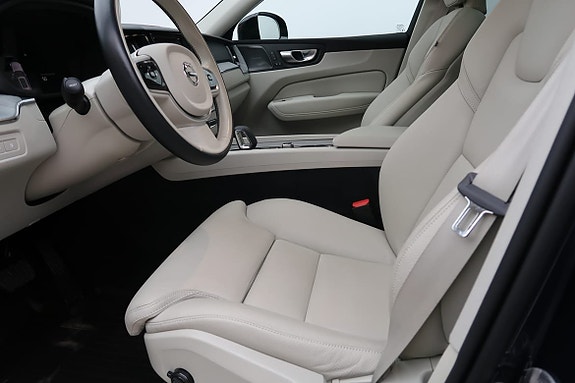 Volvo XC60 4 of 18