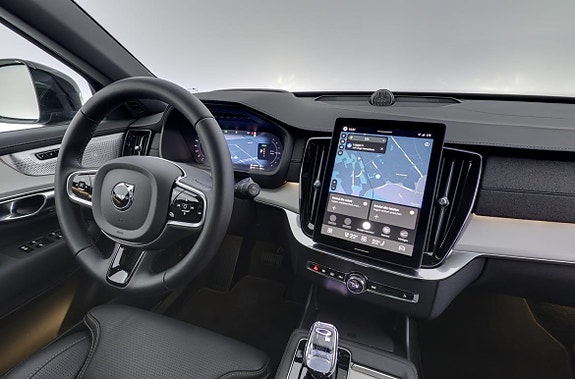 Volvo XC90 8 of 30