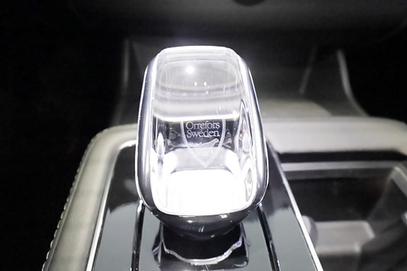 Volvo XC90 16 of 30