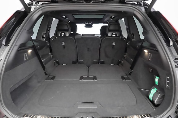 Volvo XC90 28 of 30
