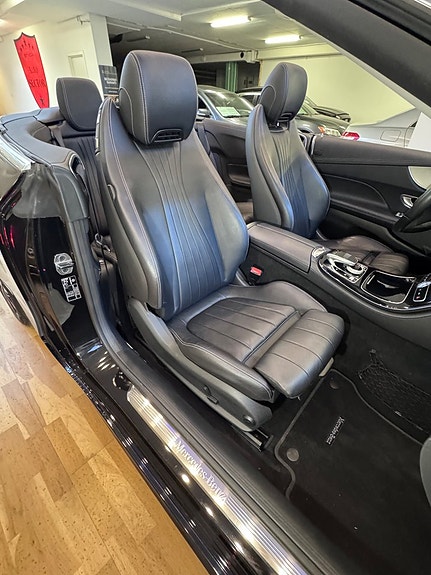 Mercedes-Benz E200 14 of 16