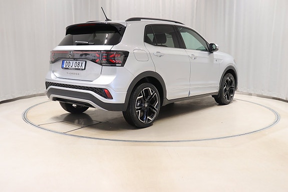 Volkswagen T-Cross 4 of 10
