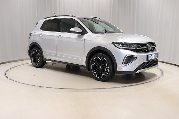 Volkswagen T-Cross 3 of 10
