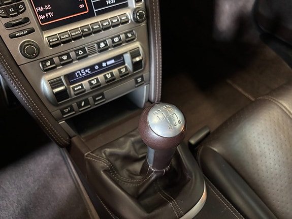 Porsche 911 Carrera 4S 14 of 28