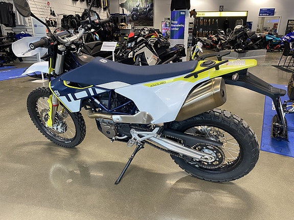 Husqvarna 701 ENDURO 3 of 4