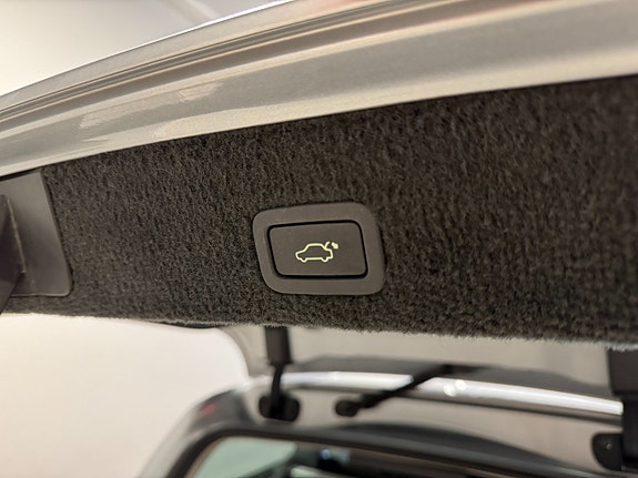 Volvo XC70 18 of 18