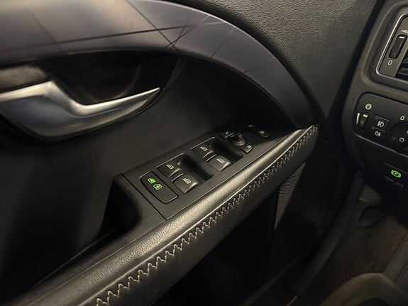 Volvo XC70 13 of 18
