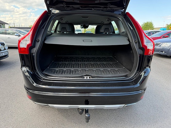 Volvo XC60 10 of 24