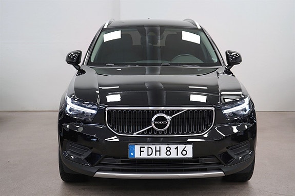 Volvo XC40 7 of 25