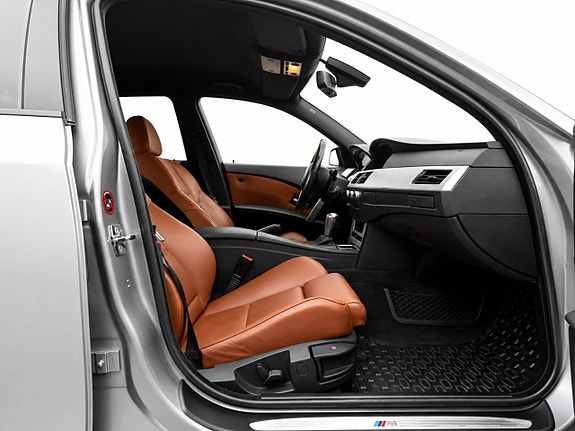 BMW 530i 8 of 8