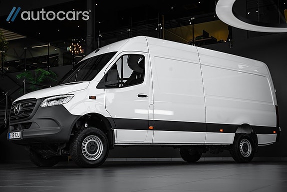 Mercedes-Benz Sprinter 319 3 of 30