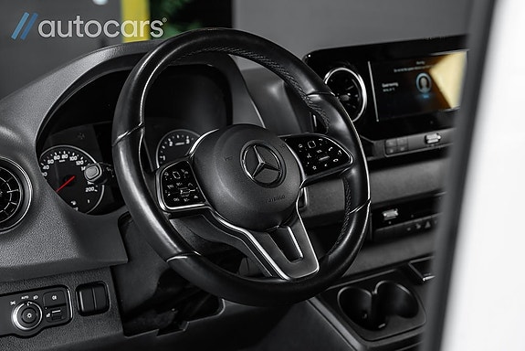 Mercedes-Benz Sprinter 319 23 of 30