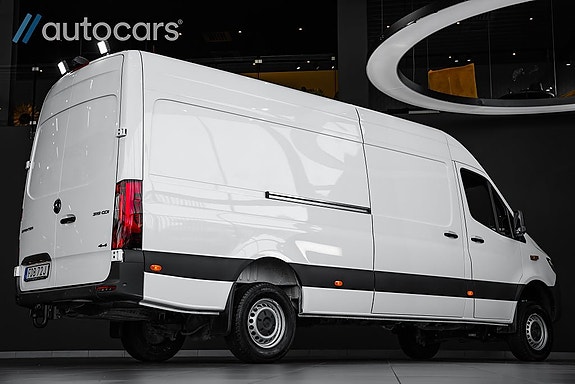 Mercedes-Benz Sprinter 319 4 of 30