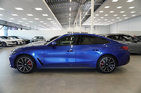 BMW i4 4 of 13