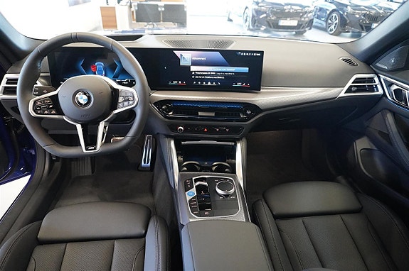 BMW i4 13 of 13