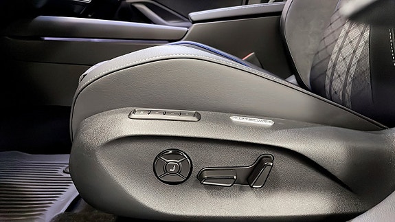 Volkswagen Passat 12 of 12