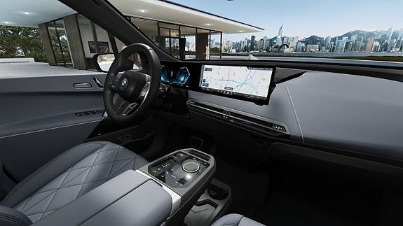 BMW iX 13 of 13