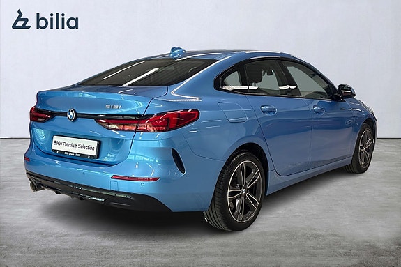 BMW 218 16 of 17