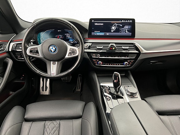 BMW 530e 15 of 30