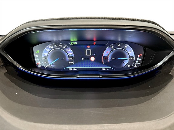 Peugeot 3008 8 of 15