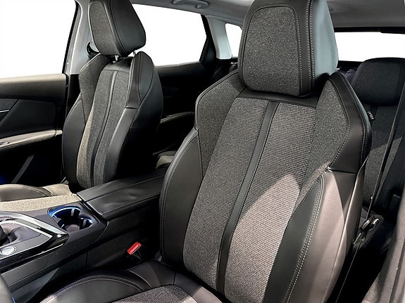Peugeot 3008 5 of 5