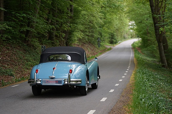 Jaguar XK140 19 of 23