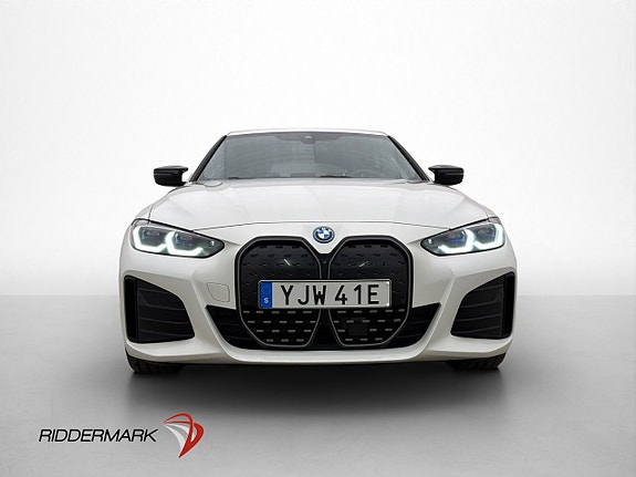 BMW i4 2 of 5